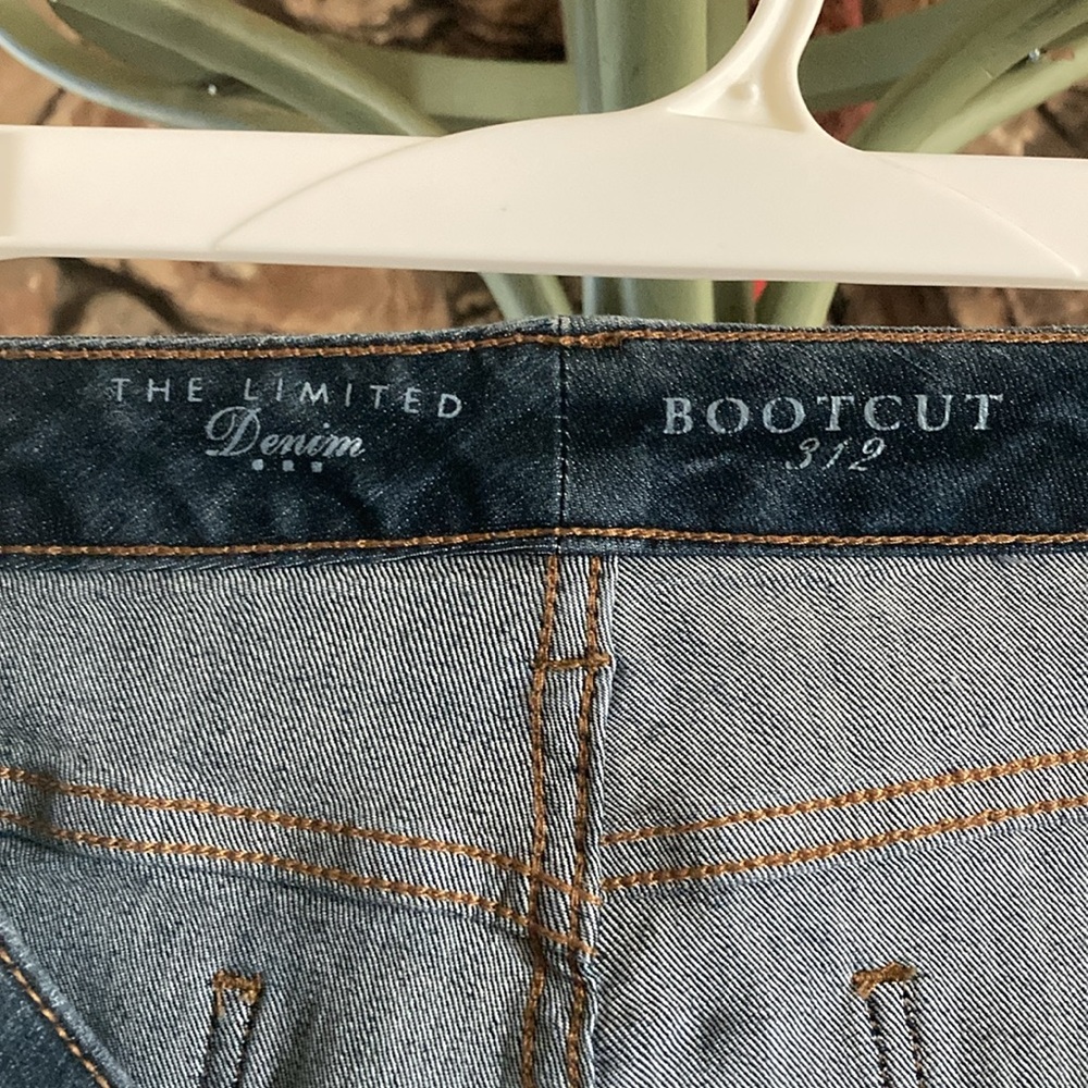 Jeans - Picture 3 of 6